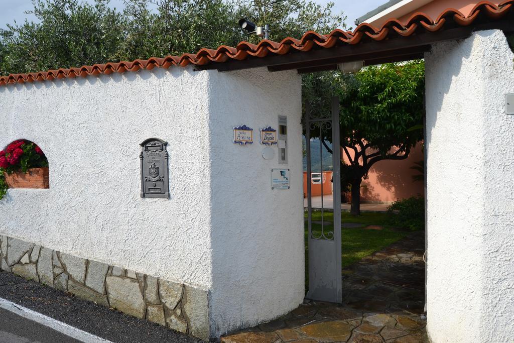 Azienda Agrituristica Villa Arianna Imperia Exterior photo
